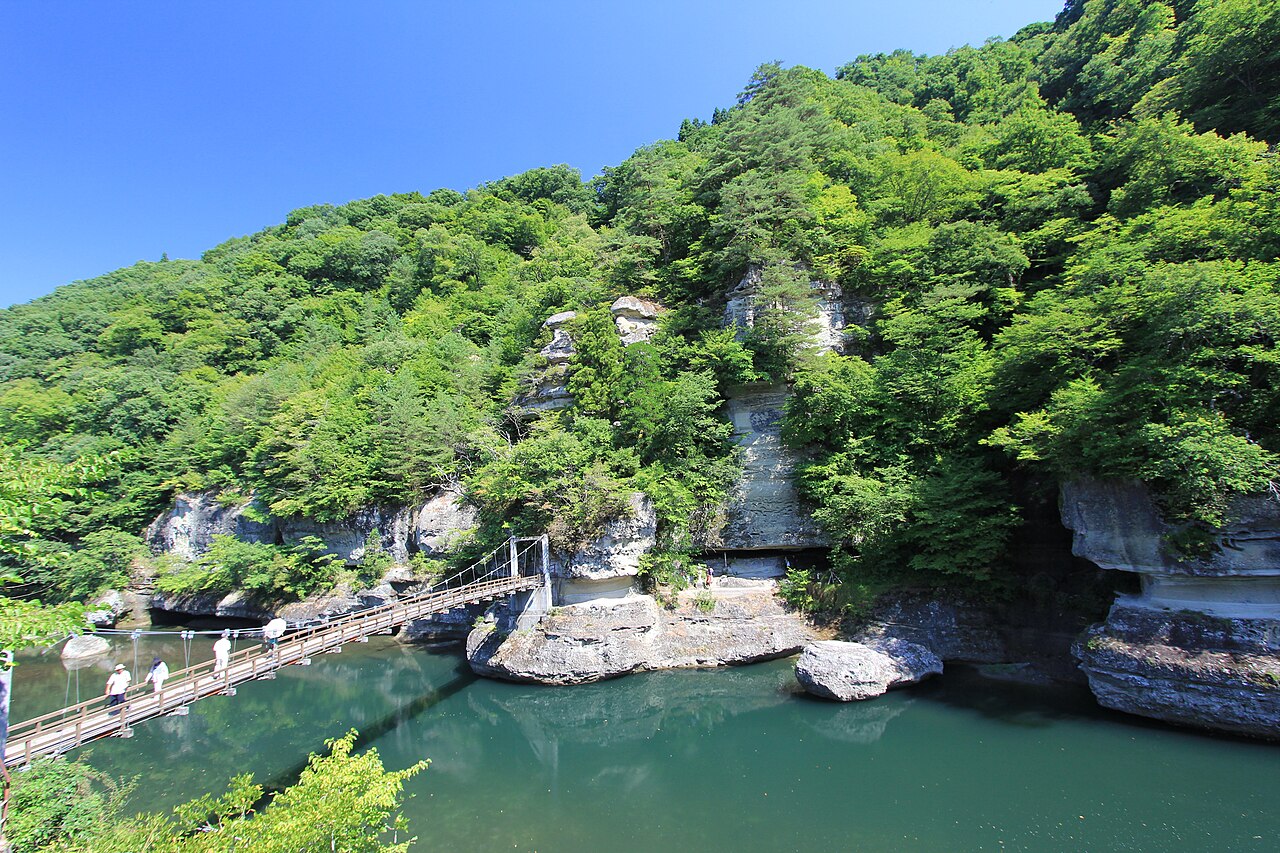 塔のへつり(福島県)