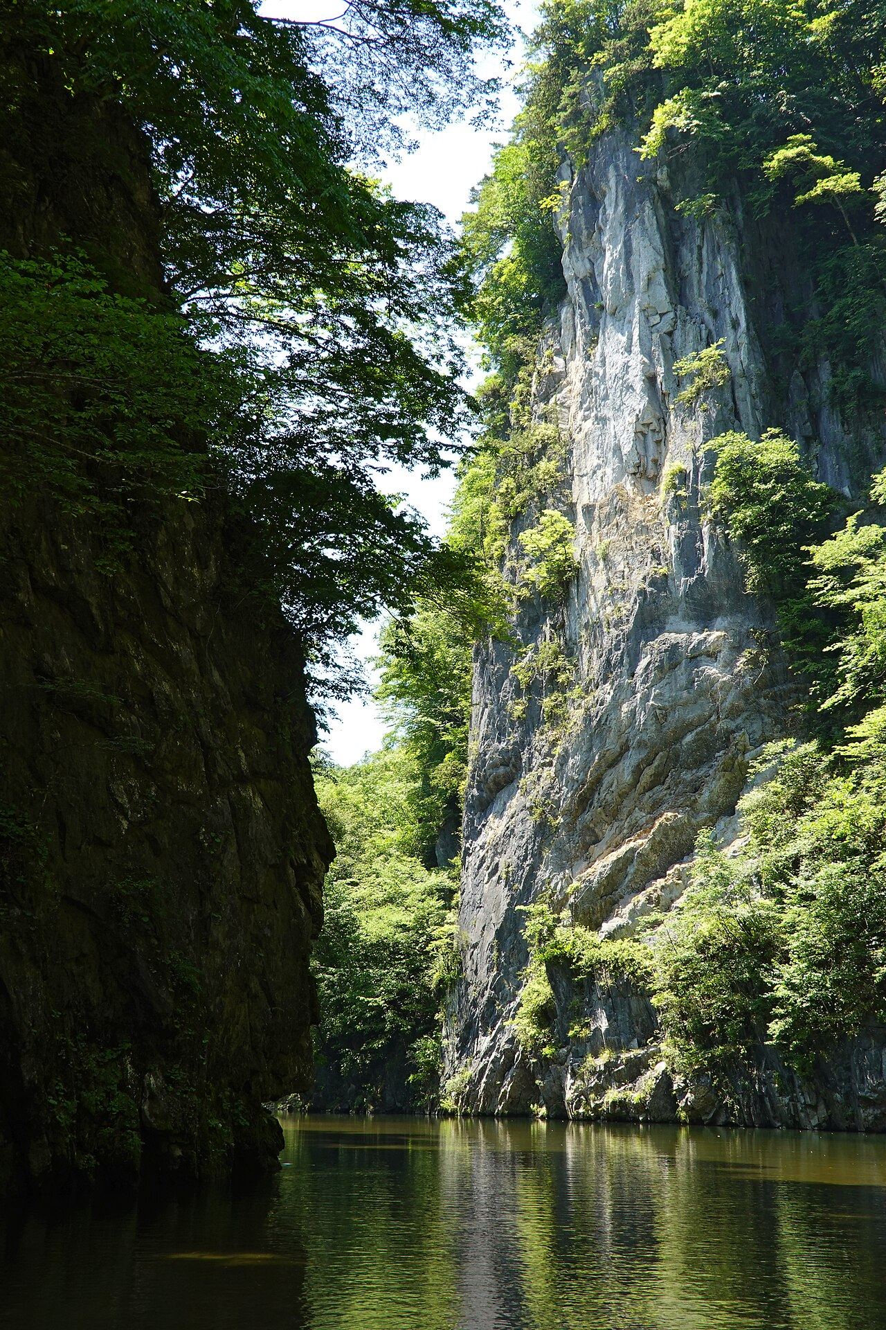 猊鼻渓（岩手県一関市）