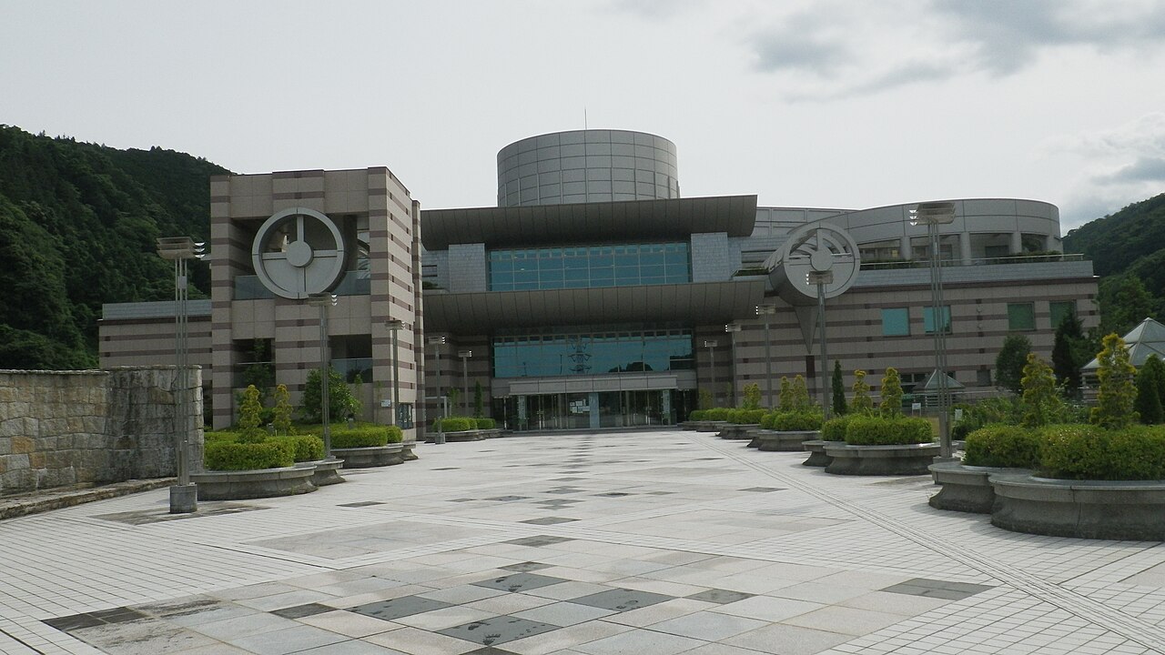 神奈川県立生命の星・地球博物館(神奈川県)