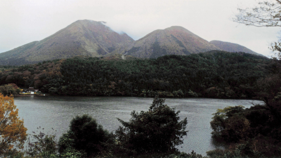 三瓶山(島根県)