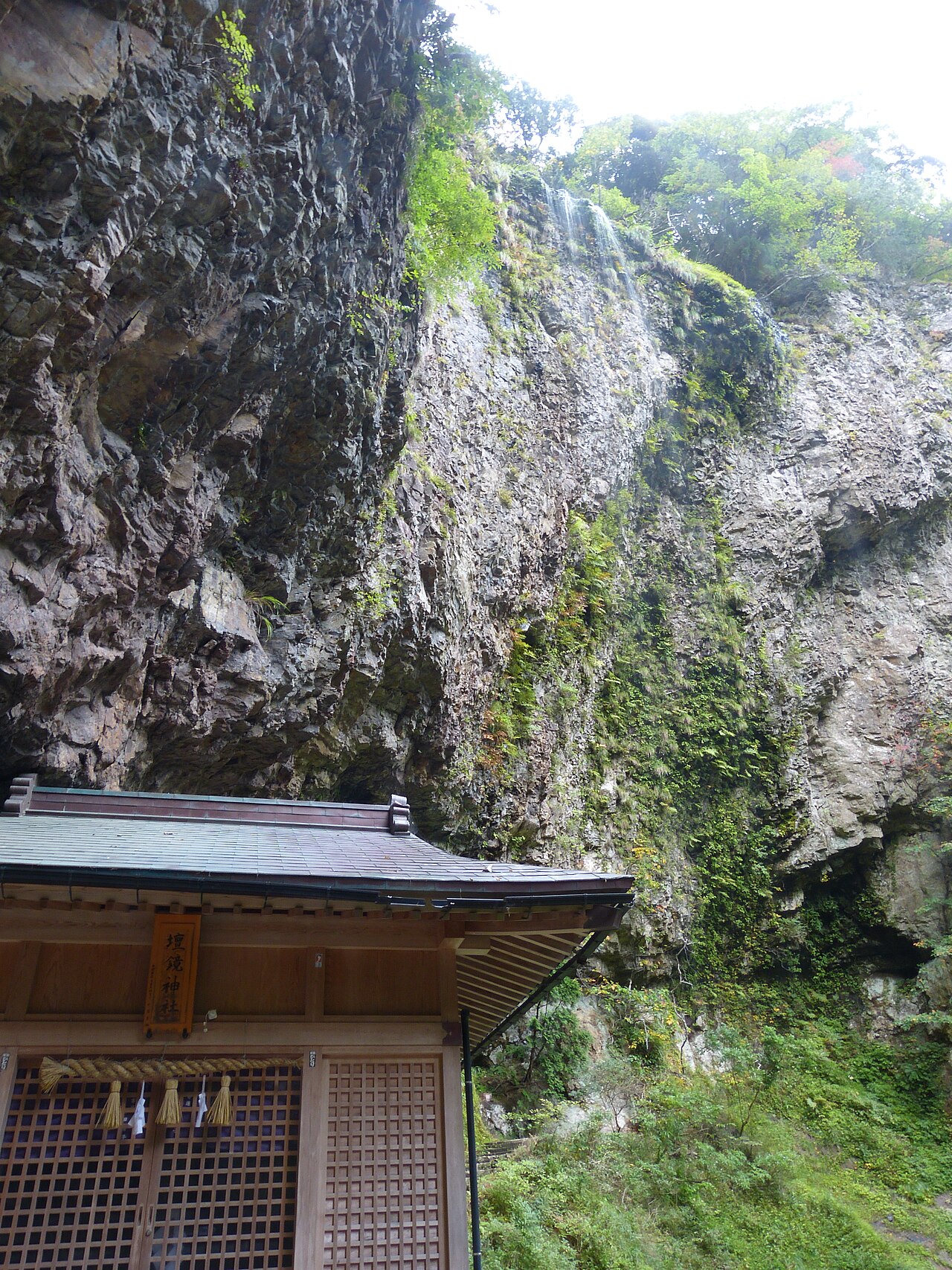 壇鏡の滝（島根県）