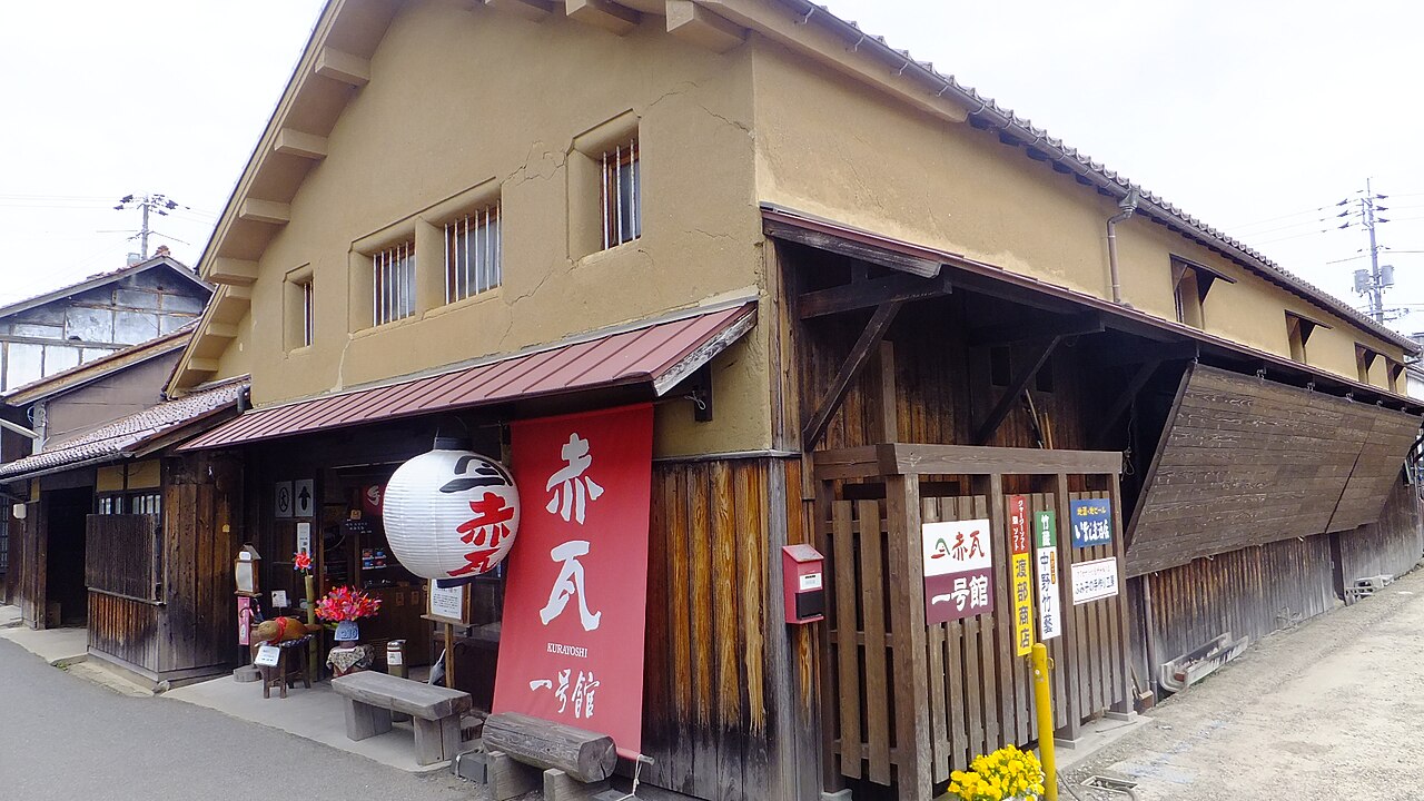 倉吉白壁土蔵群(鳥取県)